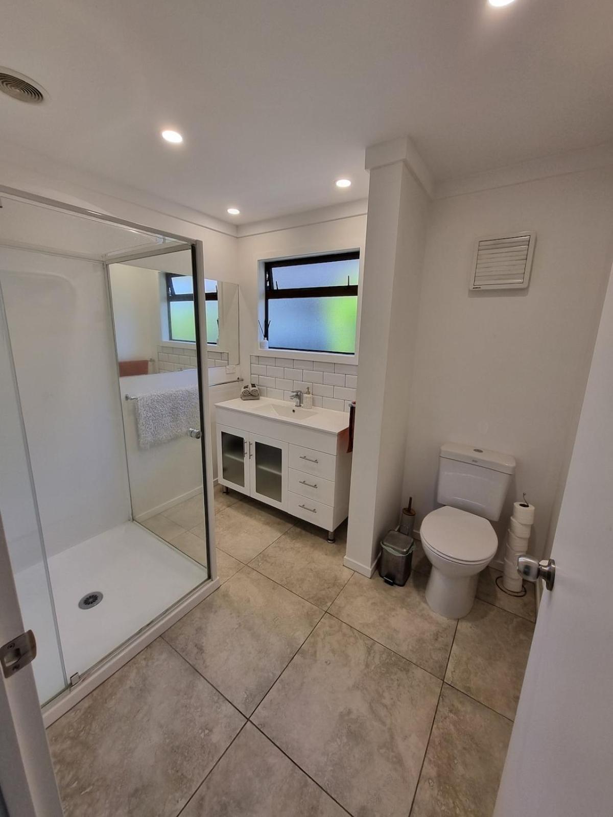 The Tuis Nest Villa Taupo Exterior photo