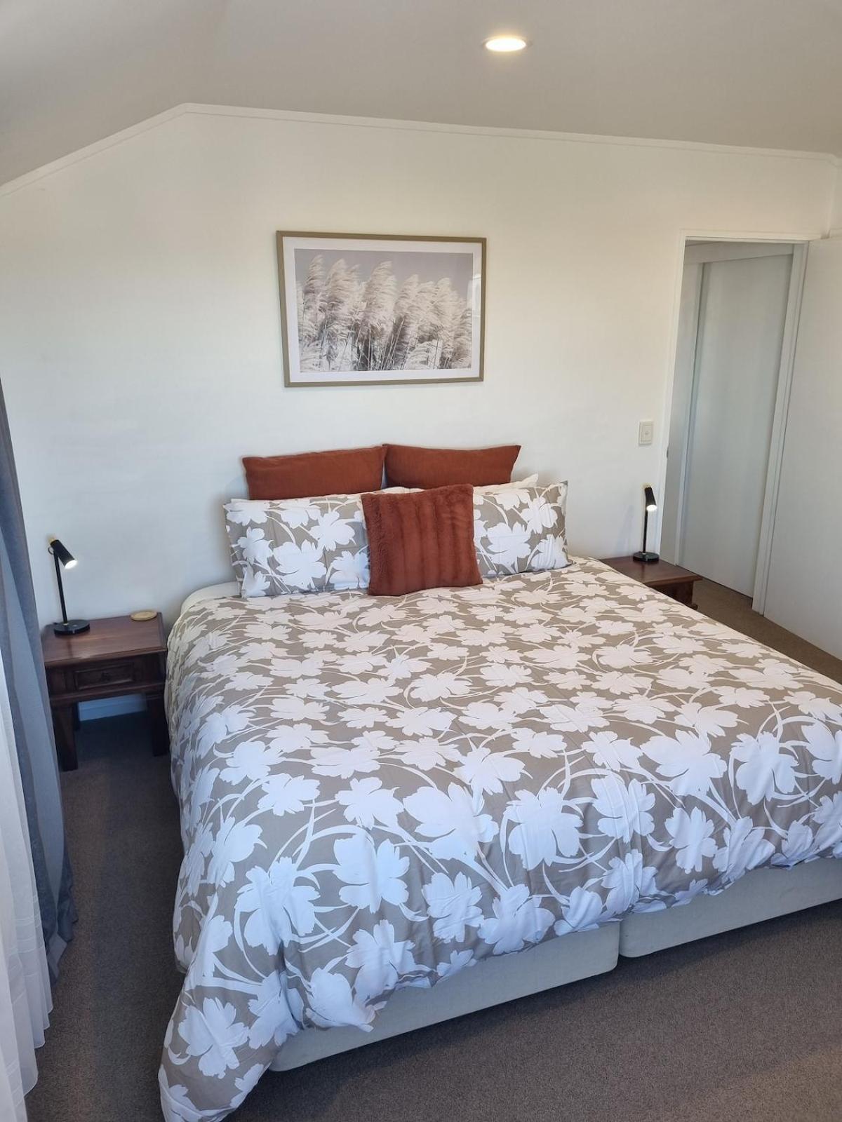 The Tuis Nest Villa Taupo Exterior photo